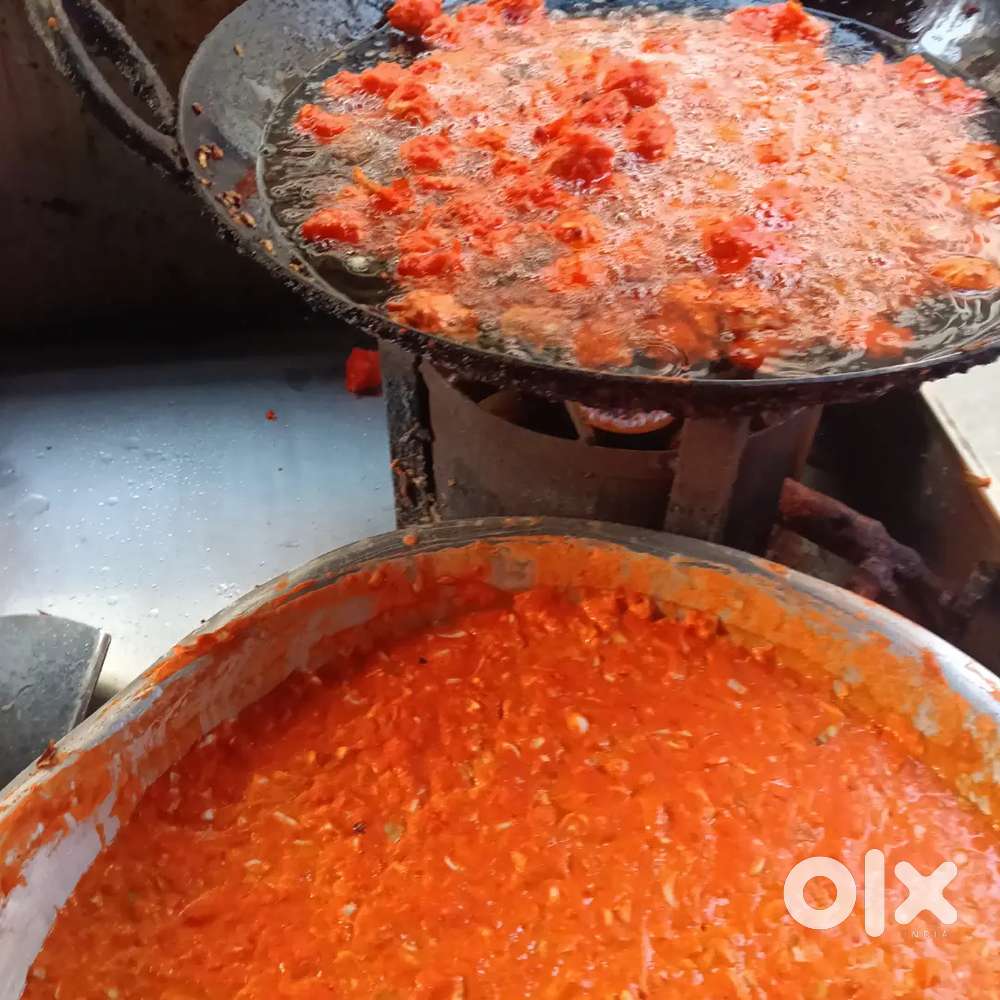 Manchurian channa hai bas aur baki kam mil kar btye ge