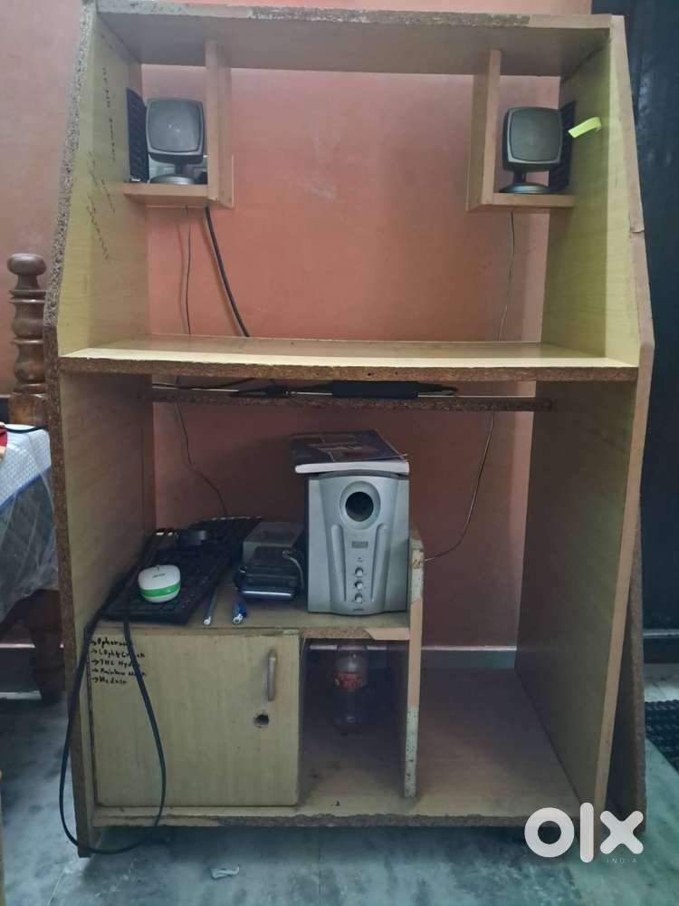 Computer Table