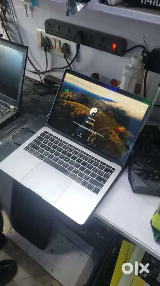MacBook air 2020 i5