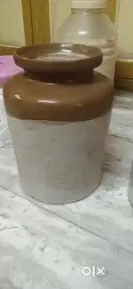 Pickle jar