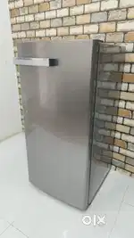 190 litres grey colour design handle Electrolux 5 star single dooru