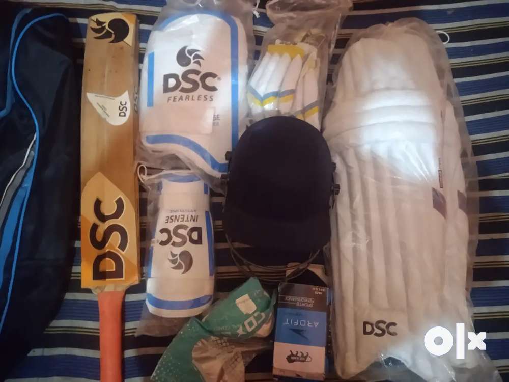 DSc full cricket kit (15-18age group) brand new conditions
