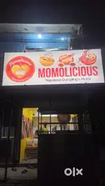 Momos and Chinese chef