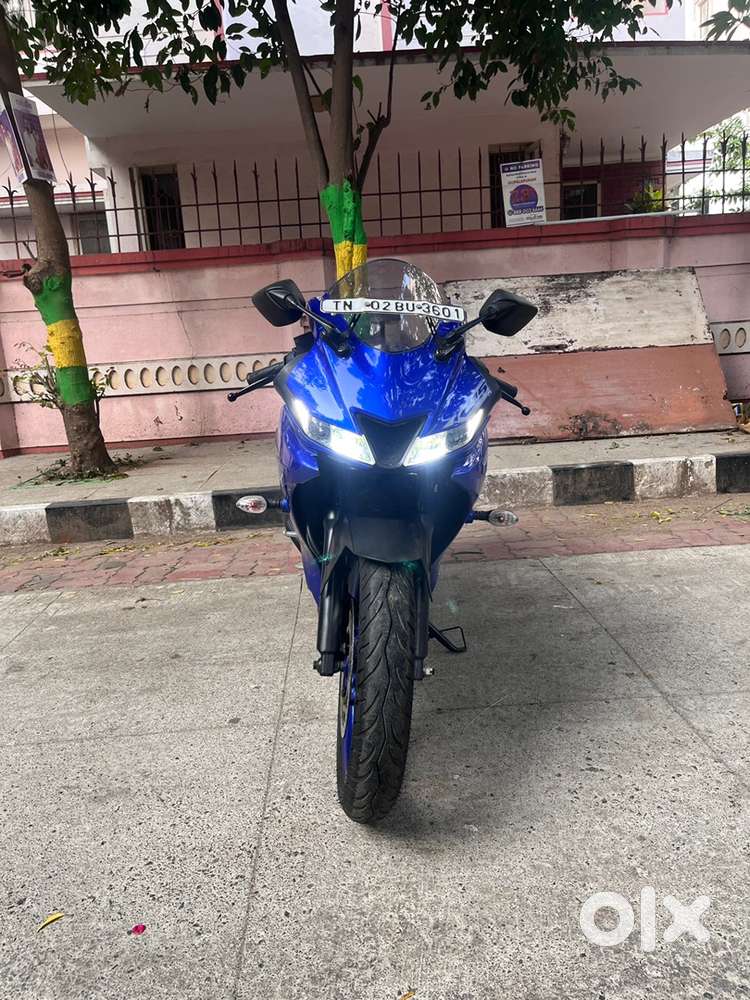 Yamaha R15 V3