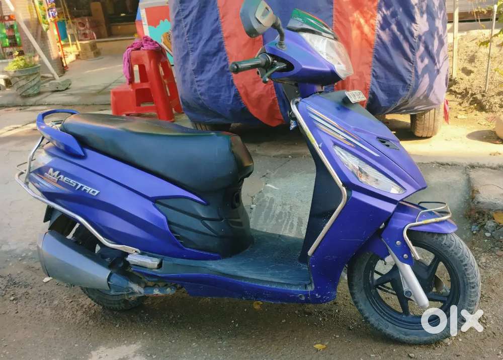 Hero Maestro Edge 125 top model brand new