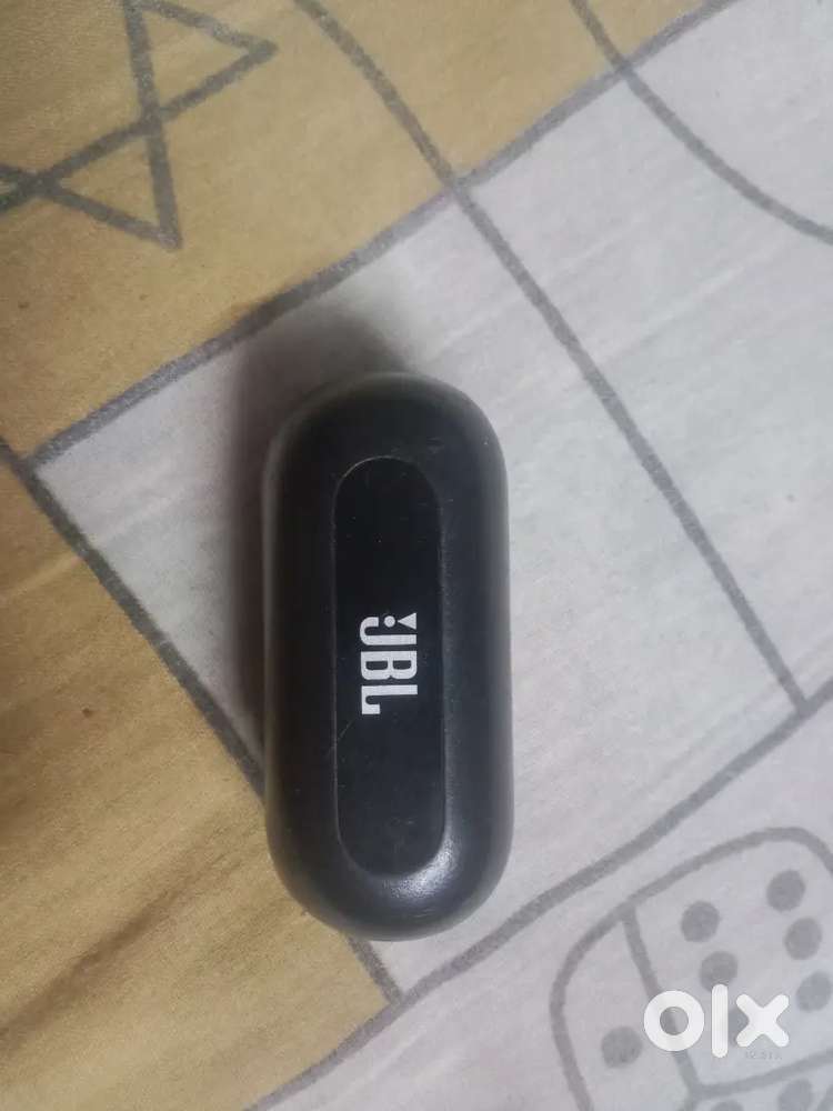 JBL C105TWS