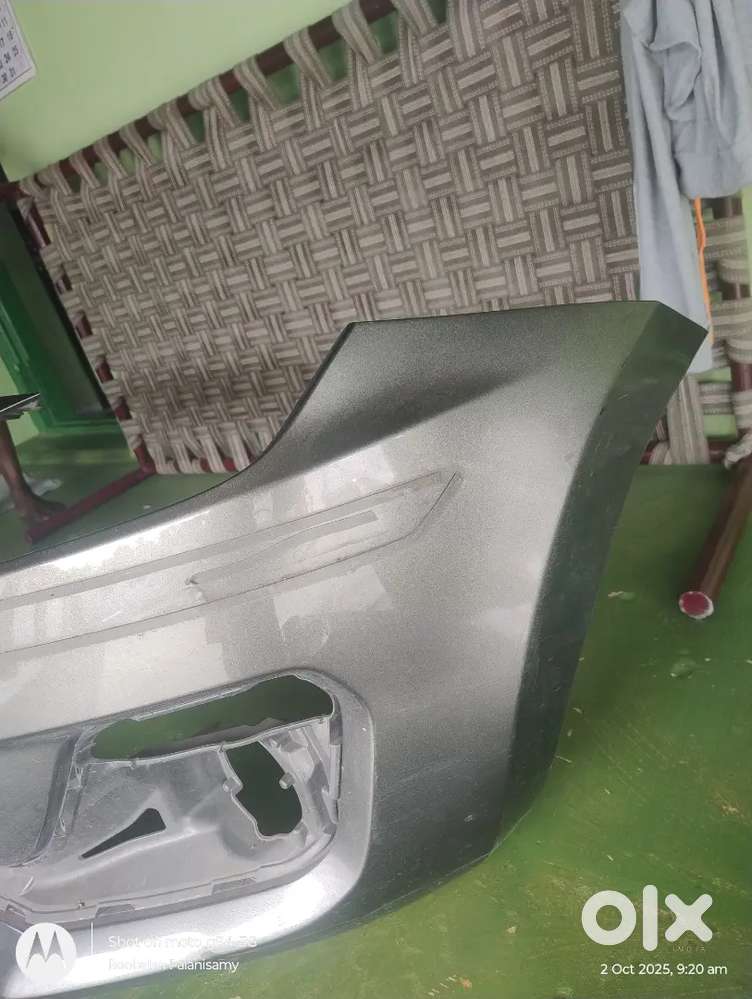 Maruthi Suzuki Front Bumper and Right lamp
