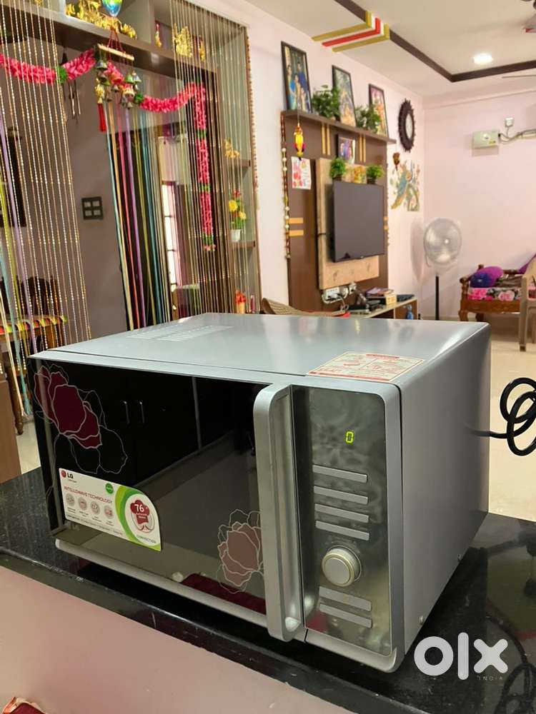 LG 28L convection Microwave Oven