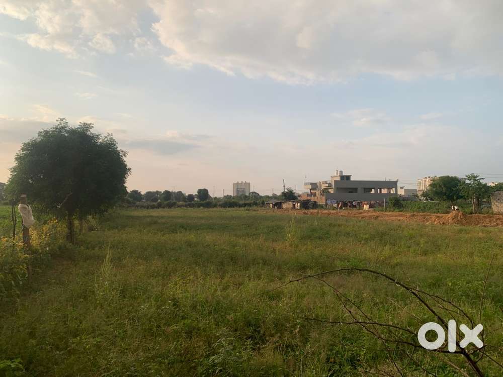 Land for rent any kind of business use,