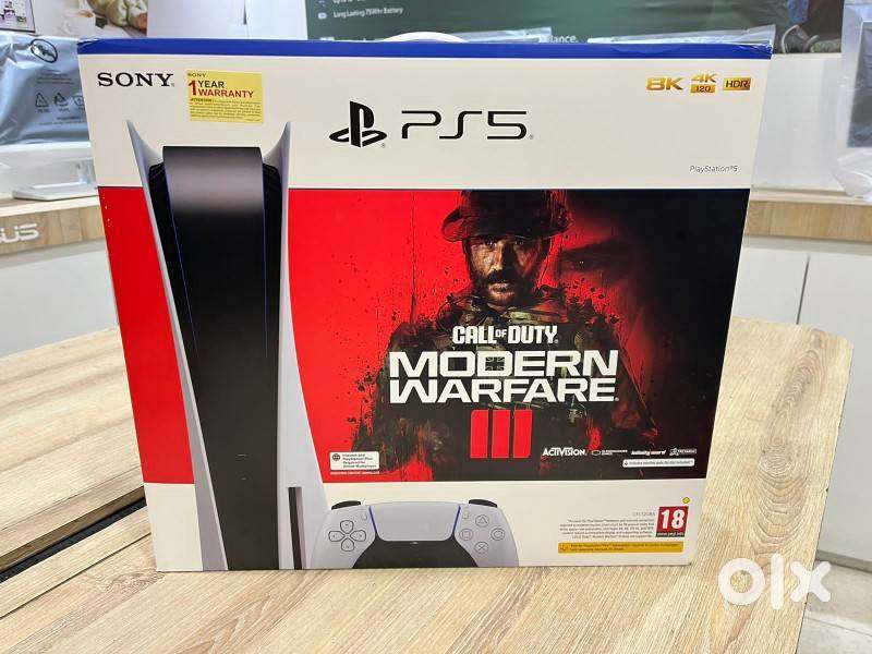 Sony PlayStation 5 Disc Edition (Call of Duty Bundle) – Mint Condition