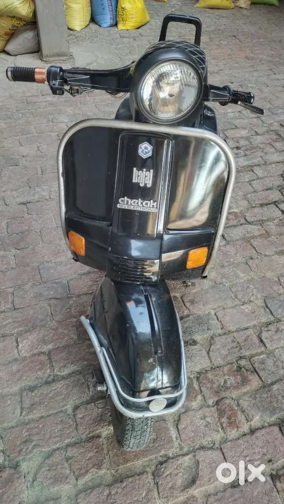 चेतक स्कूटर