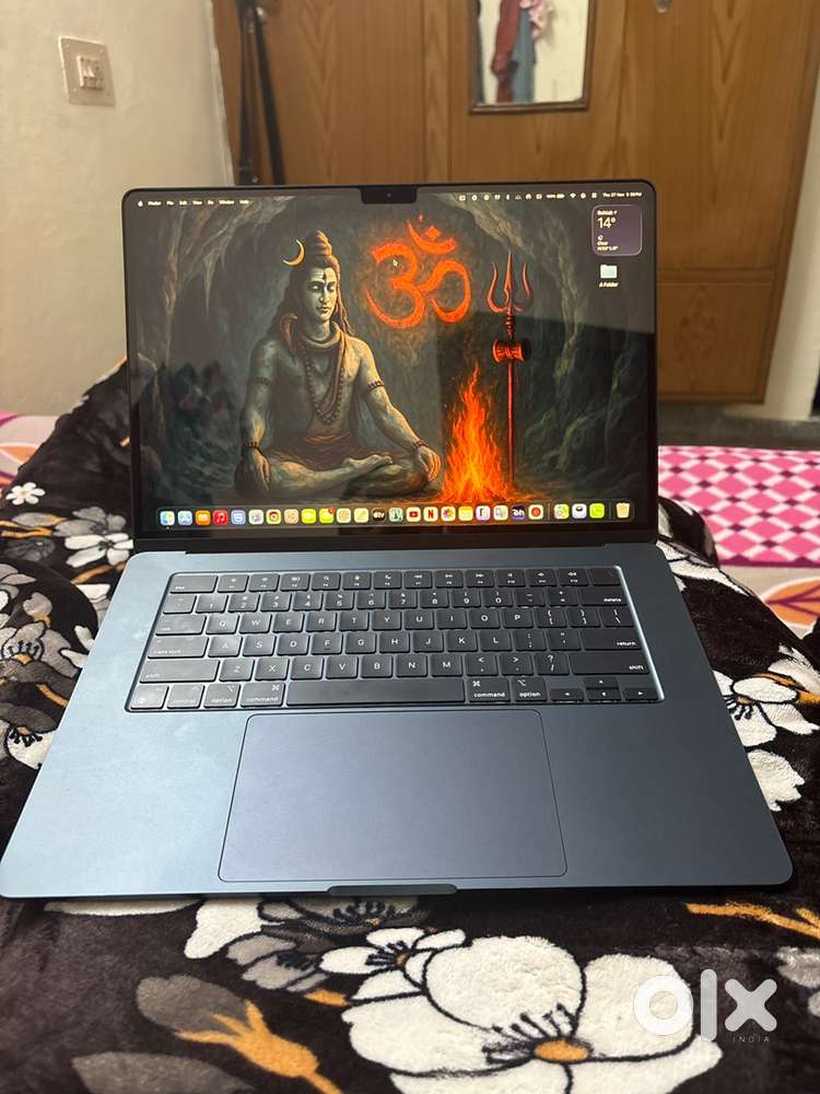 Macbook Air M3 (15-inch)