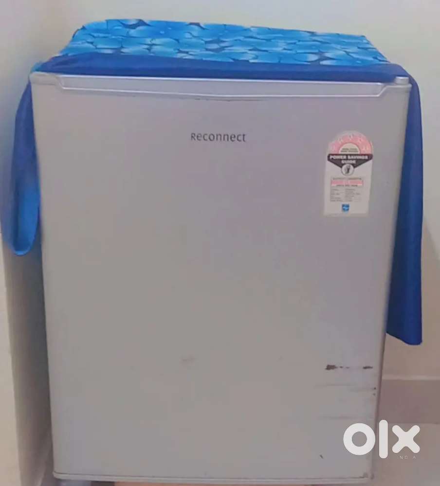 Compact Mini Refrigerator – Perfect for Bedroom  ₹3000