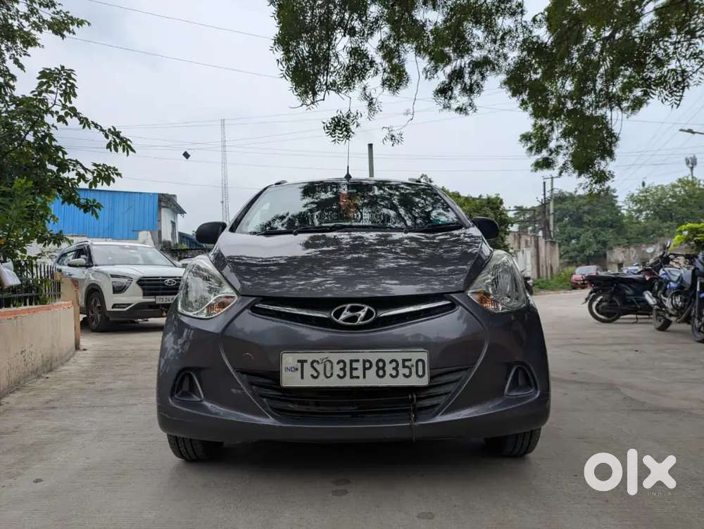 Hyundai Eon Magna+ Perfect condition, with show room service track