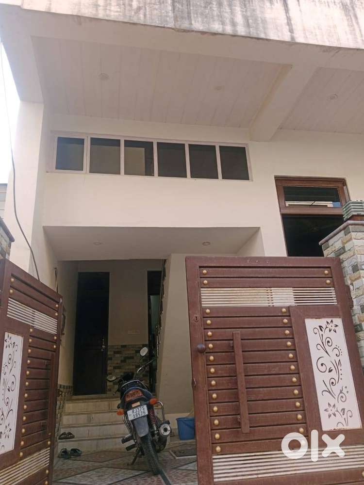 New House For Rent Prime Location