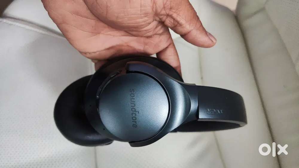 ANKER SOUNDCORE LIFE Q20. 1 day used