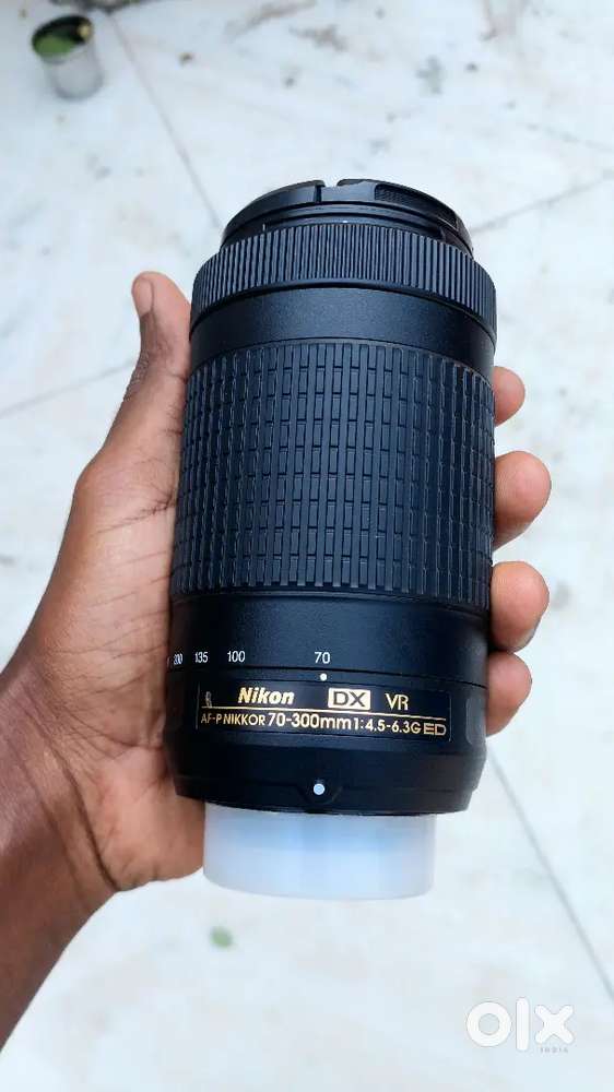 Nikon AF-P DX NIKKOR 70-300 mm lens