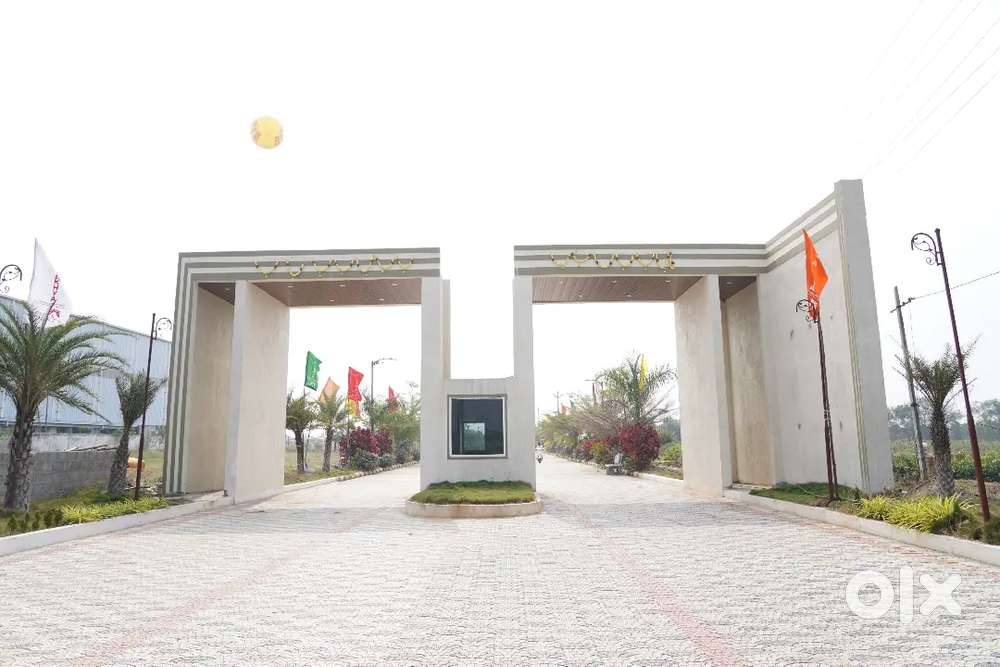 Mumbai Highway facing Geted Community Venture RRR Just 1km at Peddapur