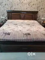 Double bed in excellent condition