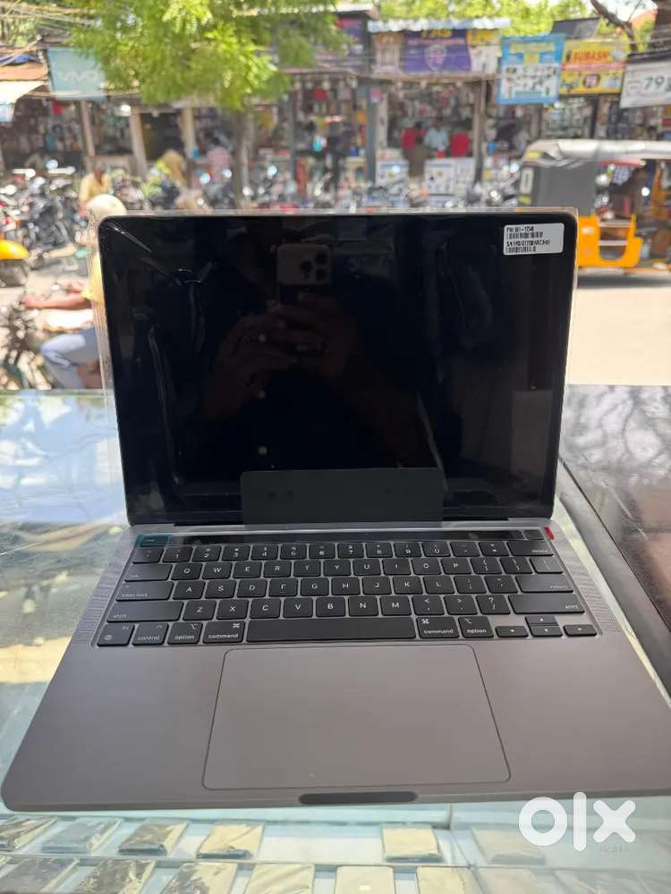 Selling electronic gadgets & accessories through out india