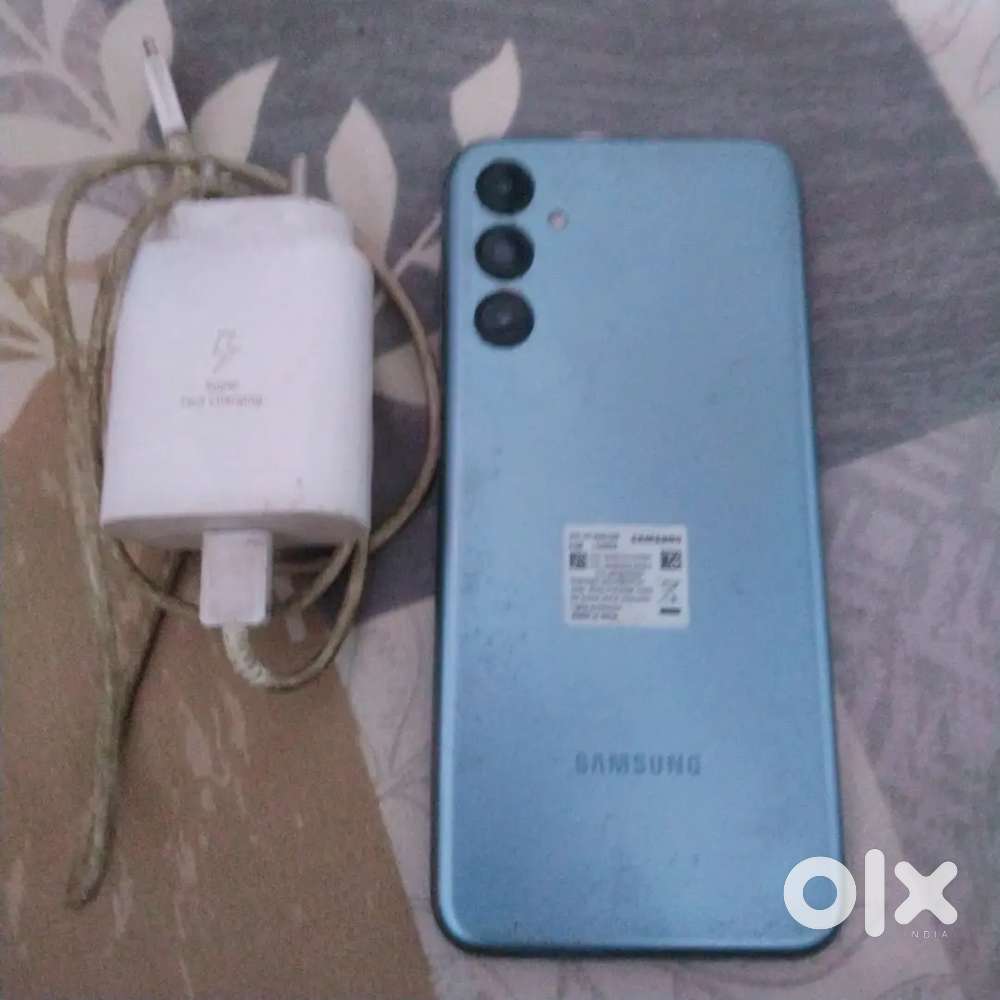 Samsung 6GB 128GB