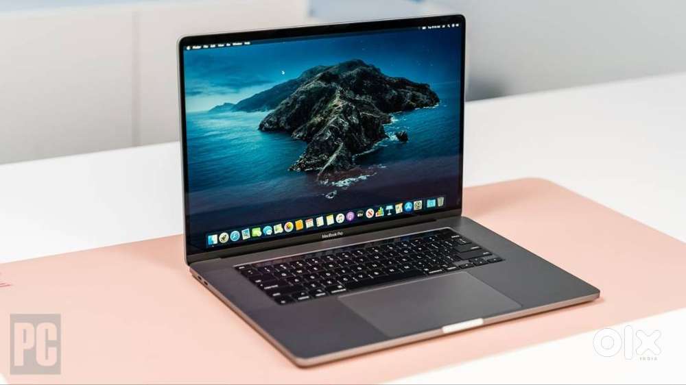 Apple MacBook Pro 16inch Core i7, 16GB, 512GB Grey with Bill for 33500