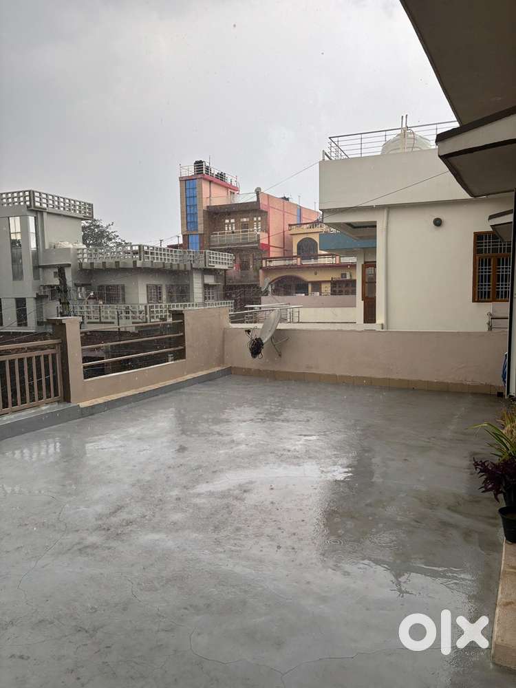 2 bhk for available for Rent