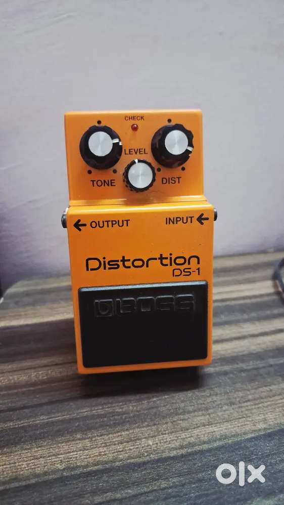 Boss DS-1 Distortion Guitar Effects Pedal
