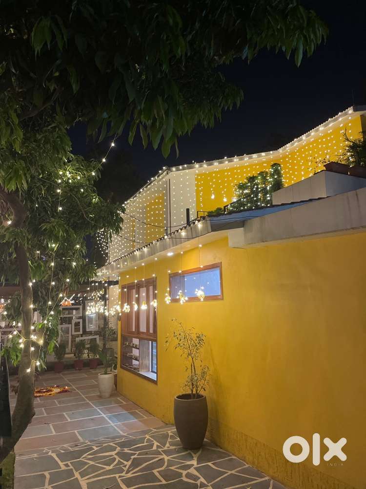 Housekeeping ke liye ladka chahiye jo restaurant or hotel ki safai kre