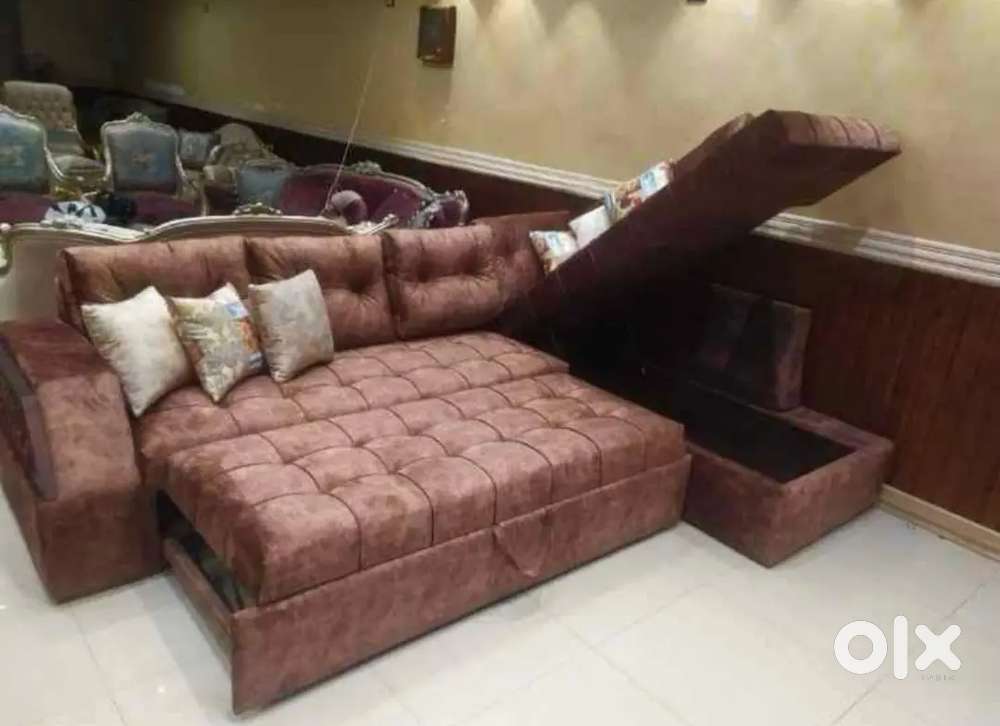 Brand new l shape sofa Cumbed in STARF