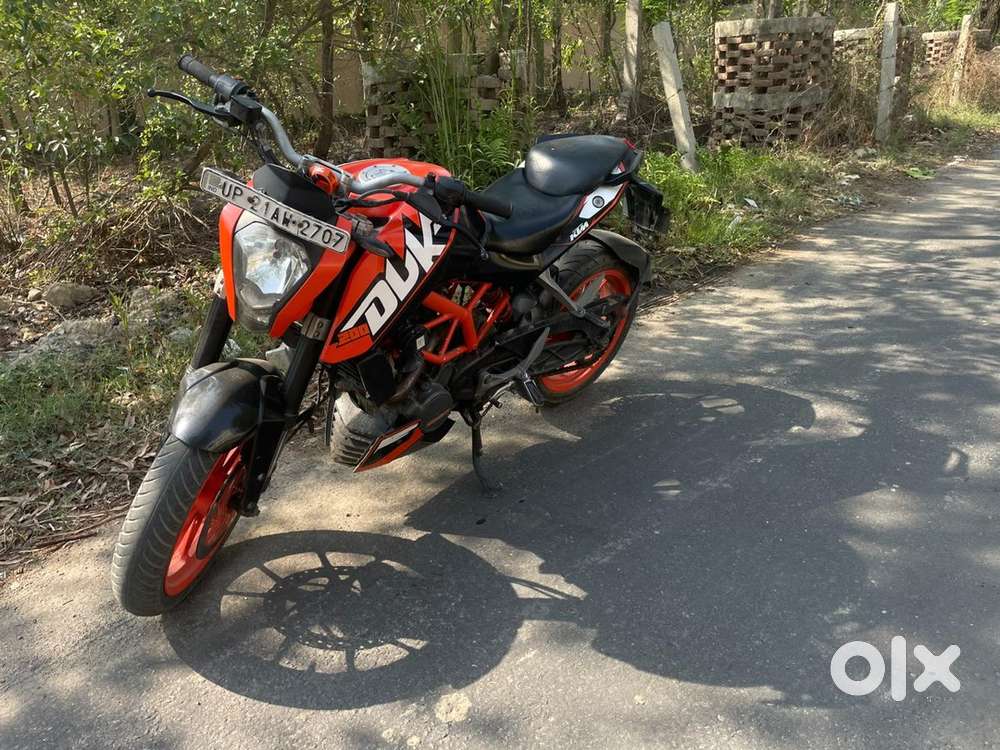 KTM DUKE 200