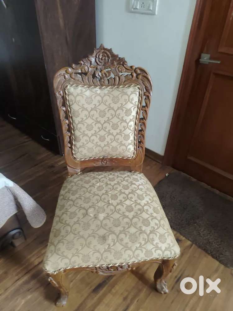 Teak Wood Dinning Chairs (Set of 5)