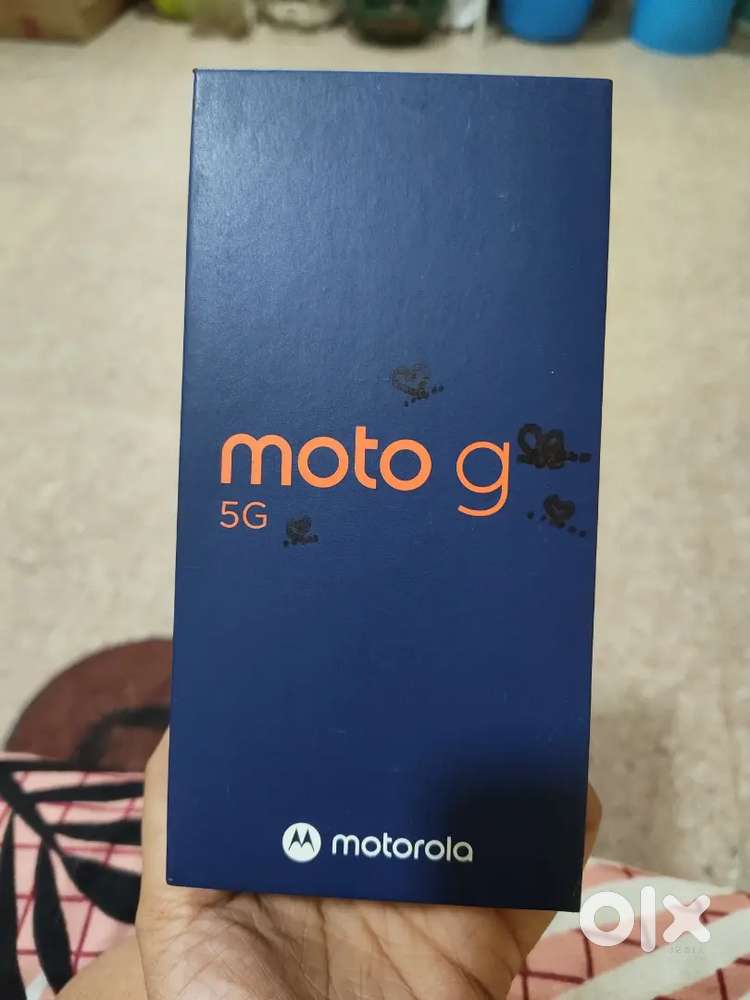 Motorola 45 5g phone 128 GB storage 8GB Ram   with the Brand Box