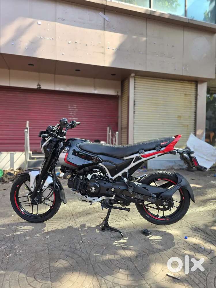 BAJAJ FREEDOM CNG / PETROL