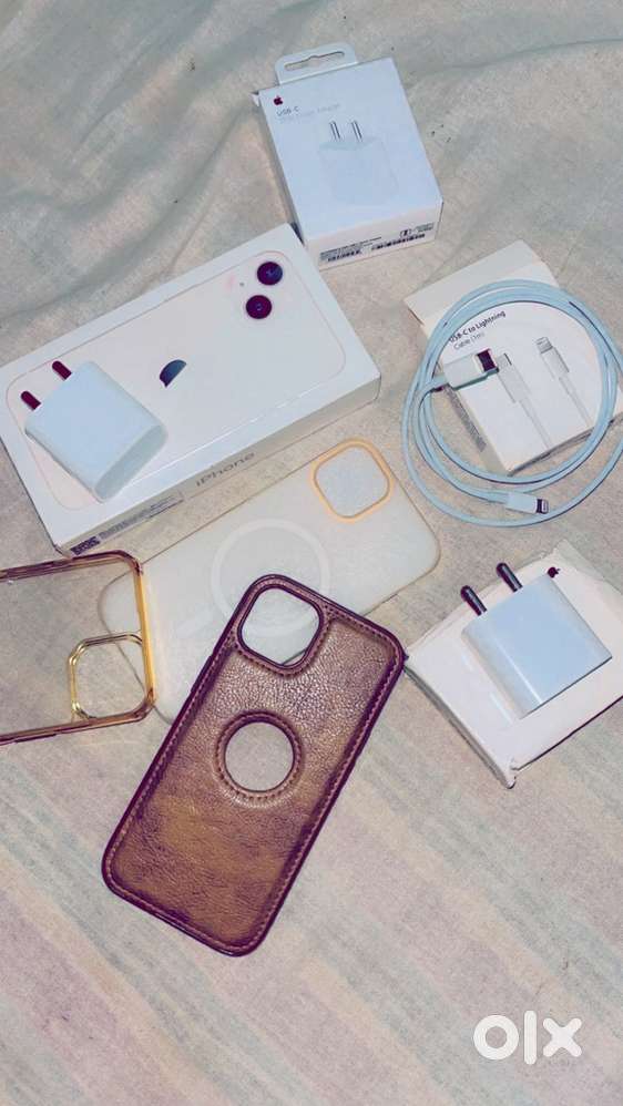Iphone 13 128 gb with orginal adapter 1 year warranty adapter box avai