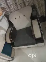 5 seater Wooden sofa set with central table, 3 years old,new condition
