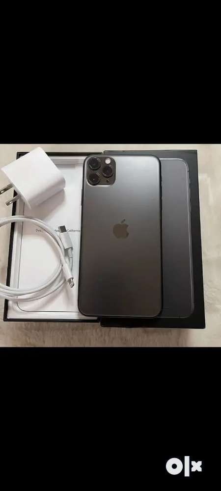 iPhone 11 pro refurbished with accessories & warranty