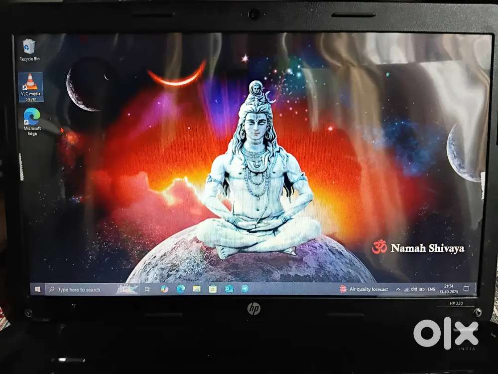 Hp laptop i3