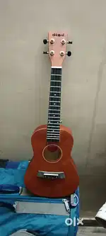 Guitalele (small size guitar)