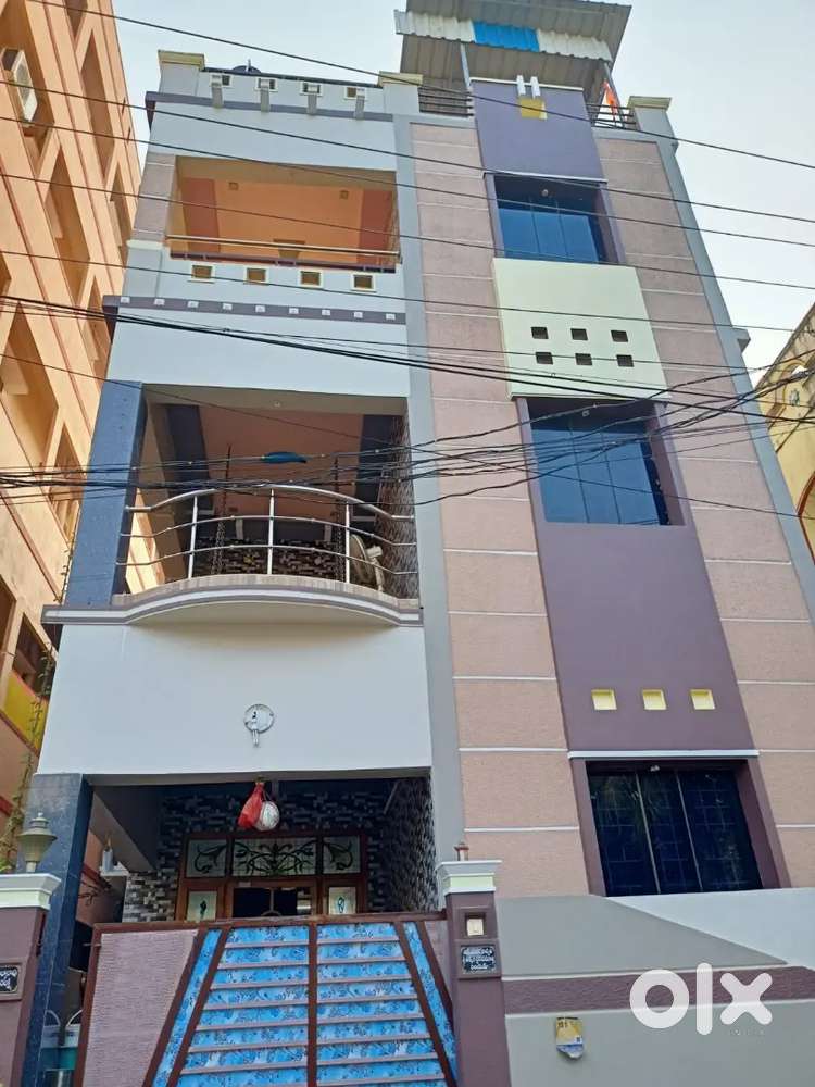 DUPLEX BUILDING FOR SALE