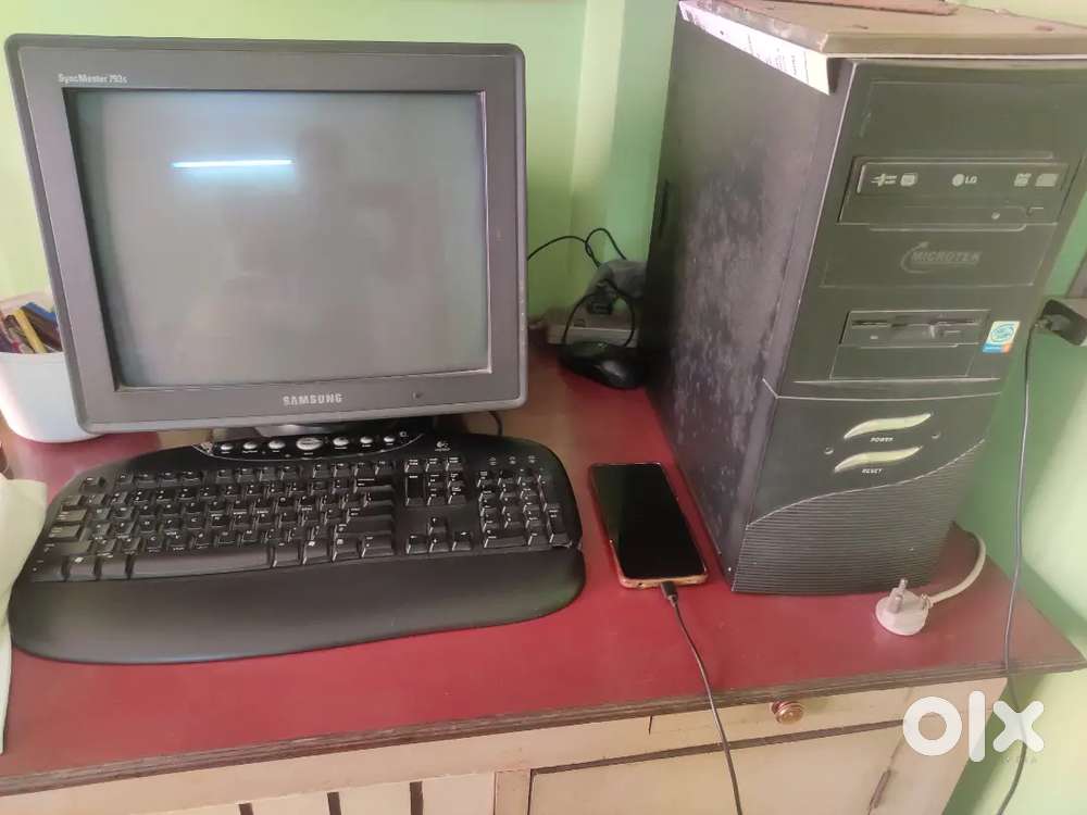 Desktop computer