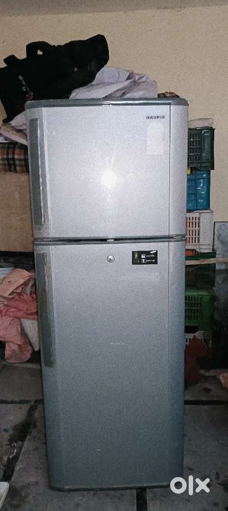 I'm selling my fridge in good running condition