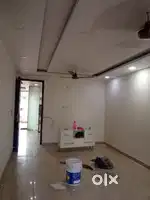 2bhk semifurnish wid a car parking 2 wash room newly built up floor
