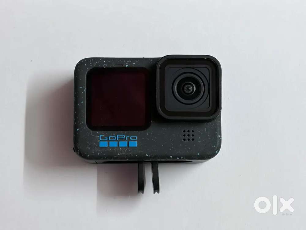 GoPro Hero 12 Creator Combo- Full vlogging kit in excellent Condition