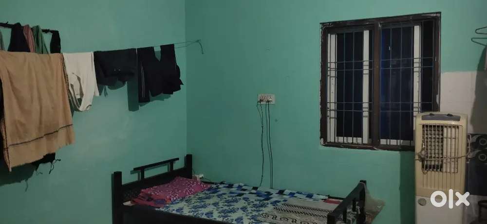 Need 2 boys Rooment