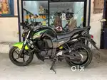 YAMAHA FZ (2144)