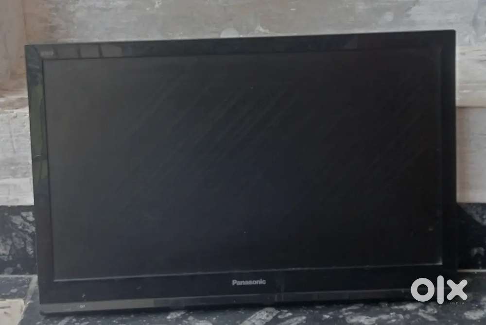 24 inch panasonic LED TV