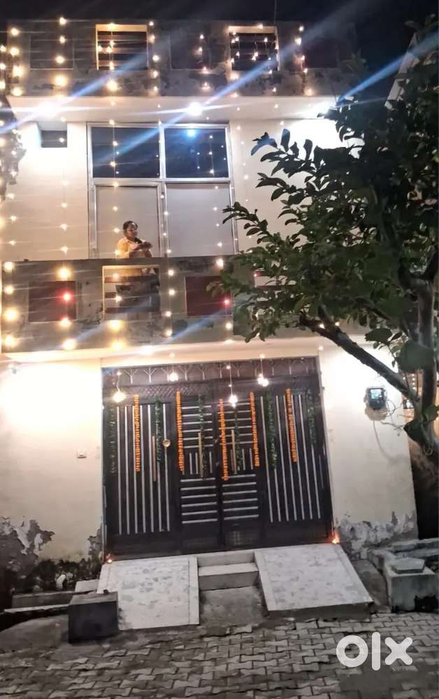 Two room set to let rs 5500