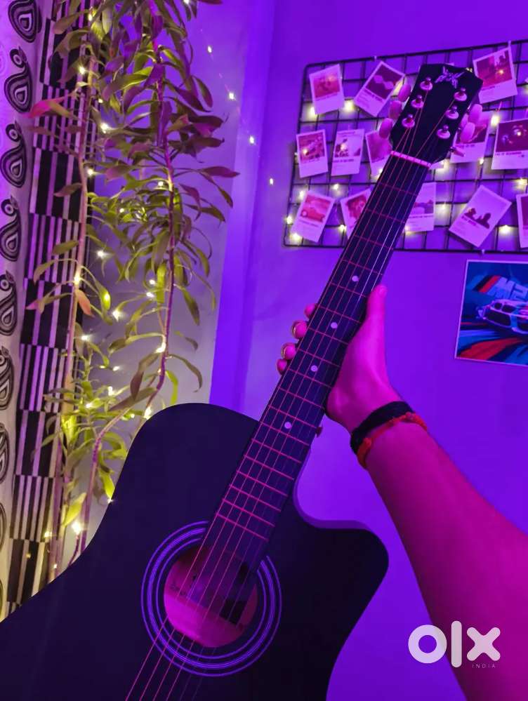 Intern guitar for beginners