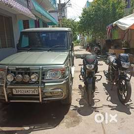Mahindra Bolero Neo 2012